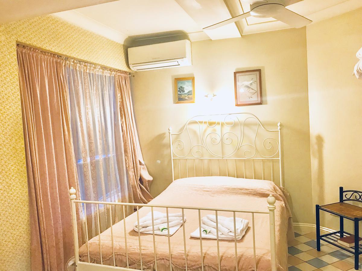 Annie'S Shandon Inn บริสเบน ภายนอก รูปภาพ