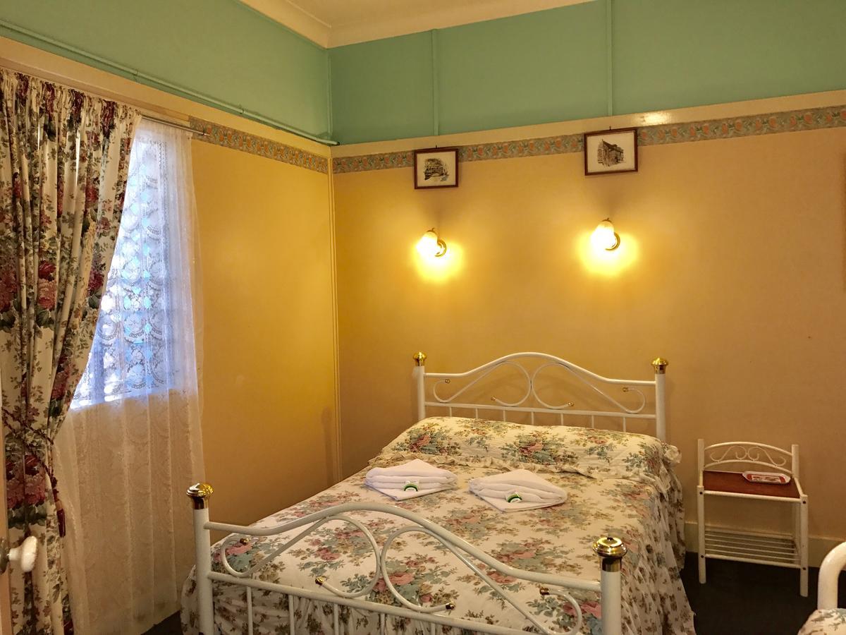 Annie'S Shandon Inn บริสเบน ภายนอก รูปภาพ