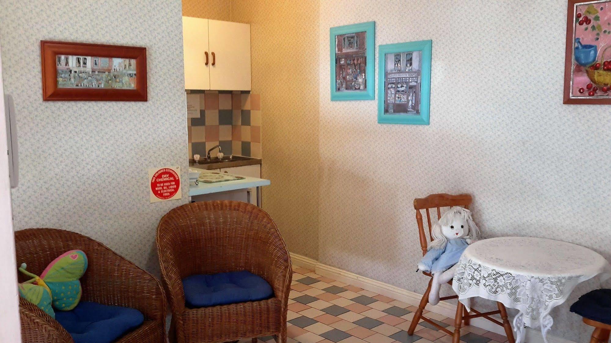 Annie'S Shandon Inn บริสเบน ภายนอก รูปภาพ